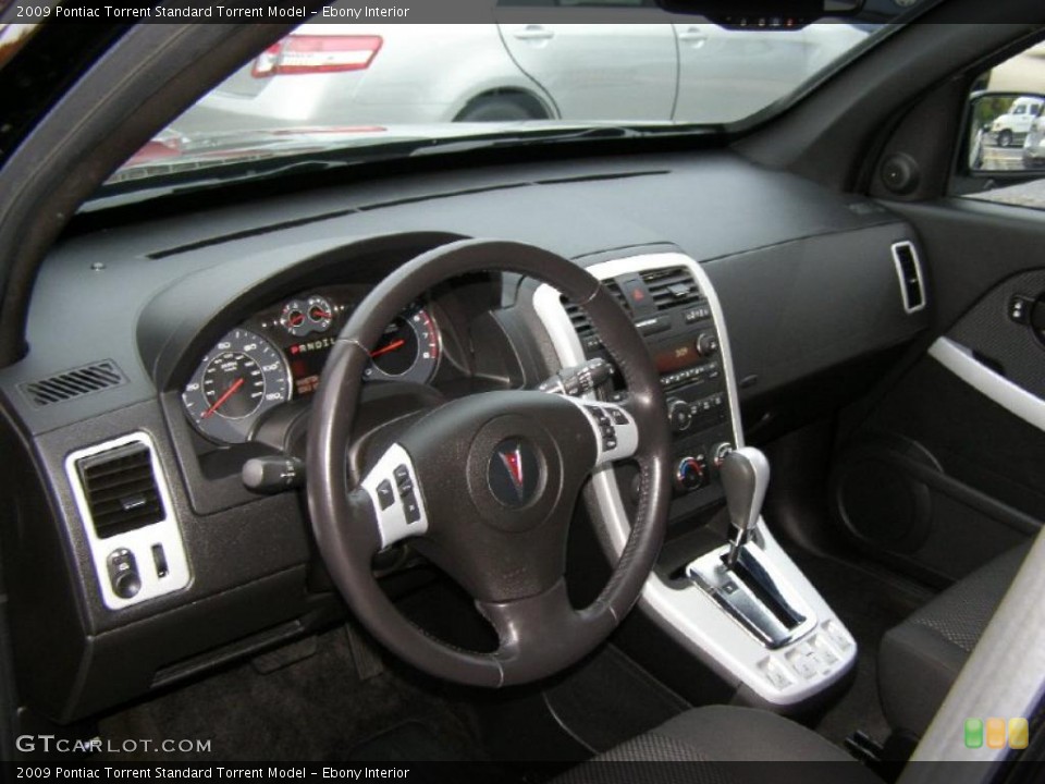 Ebony Interior Photo for the 2009 Pontiac Torrent  #38765959