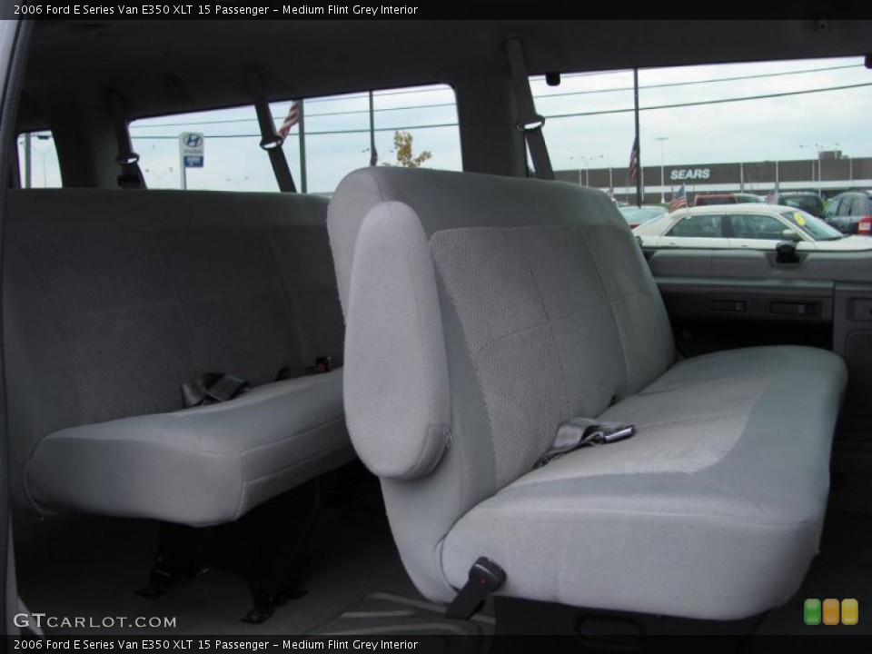 Medium Flint Grey Interior Photo for the 2006 Ford E Series Van E350 XLT 15 Passenger #38771778