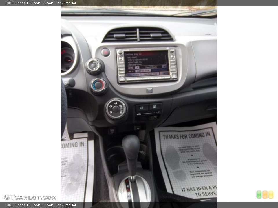 Sport Black Interior Controls for the 2009 Honda Fit Sport #38771826