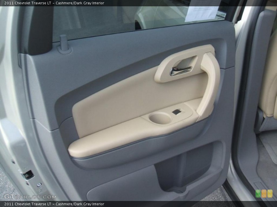 Cashmere/Dark Gray Interior Door Panel for the 2011 Chevrolet Traverse LT #38771832