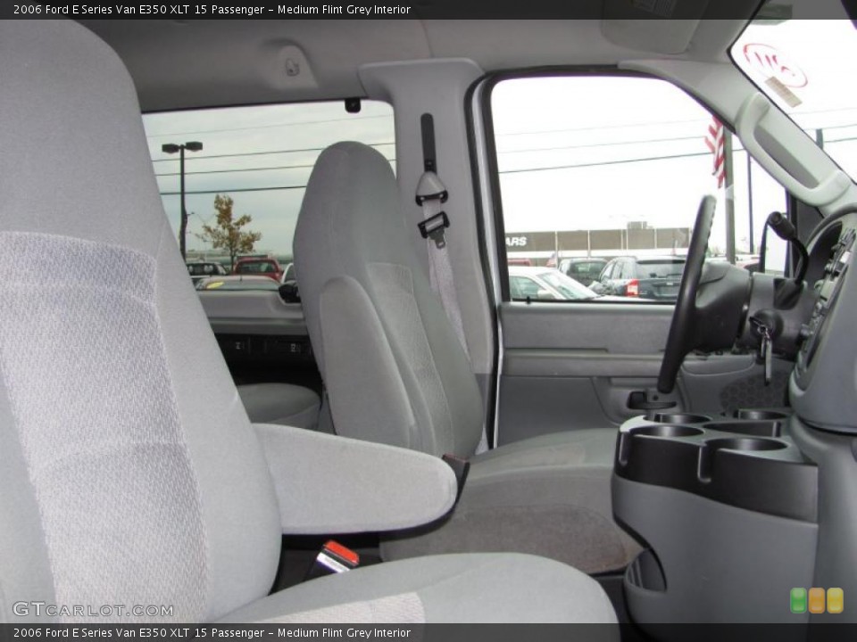 Medium Flint Grey Interior Photo for the 2006 Ford E Series Van E350 XLT 15 Passenger #38771850