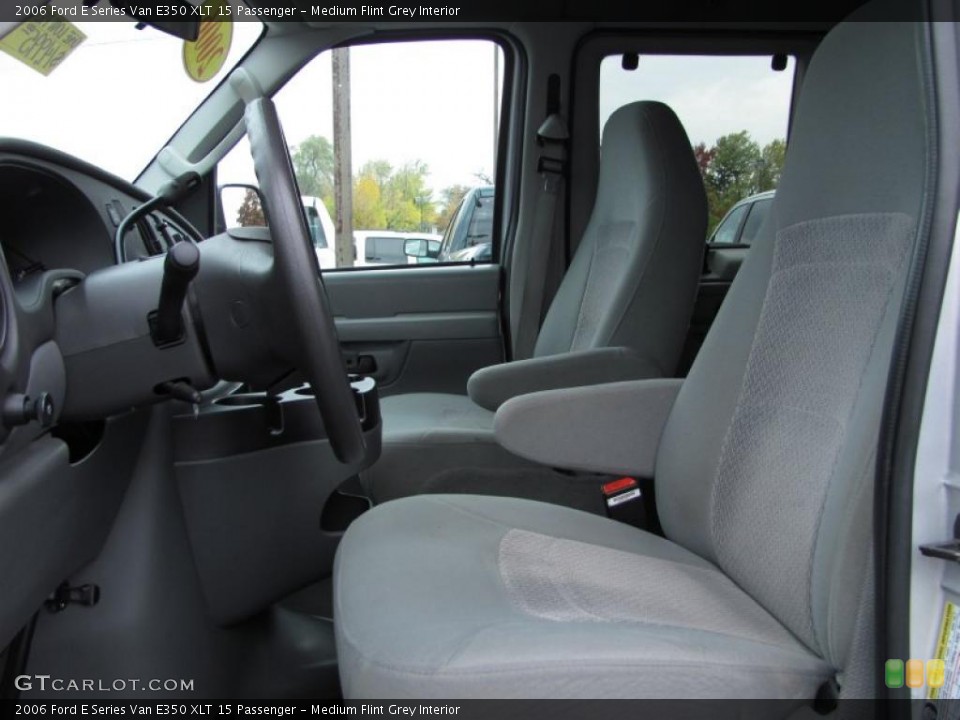 Medium Flint Grey Interior Photo for the 2006 Ford E Series Van E350 XLT 15 Passenger #38771954
