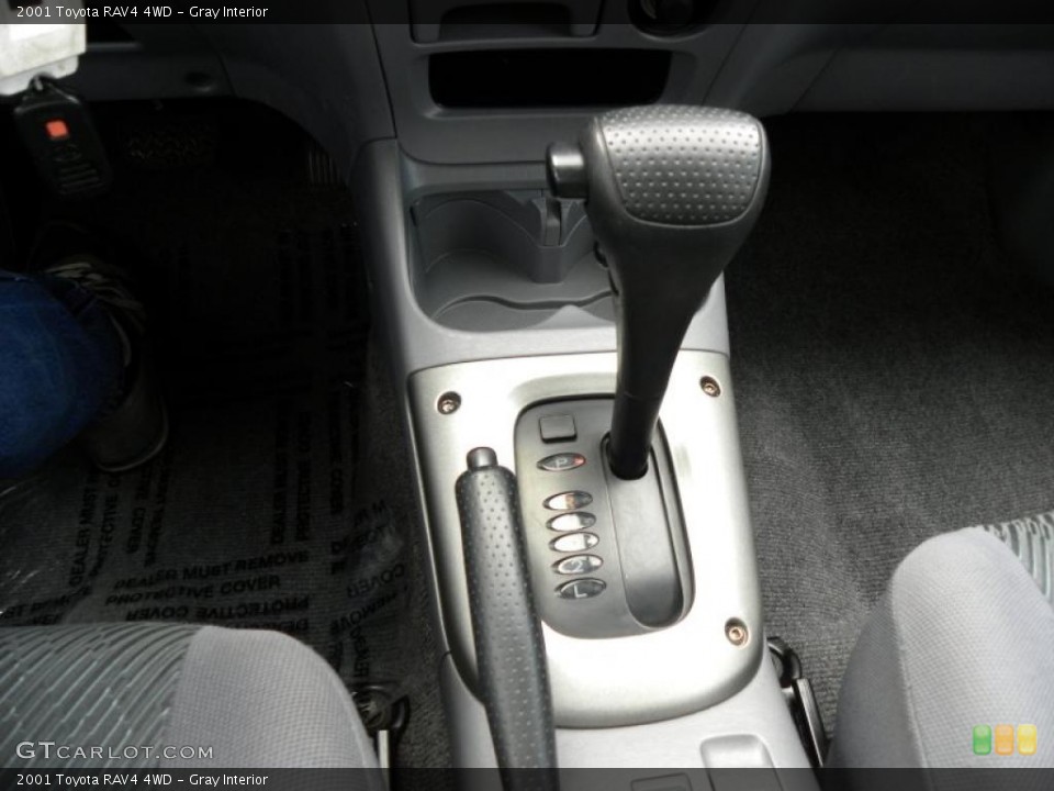 Gray Interior Transmission for the 2001 Toyota RAV4 4WD #38773726