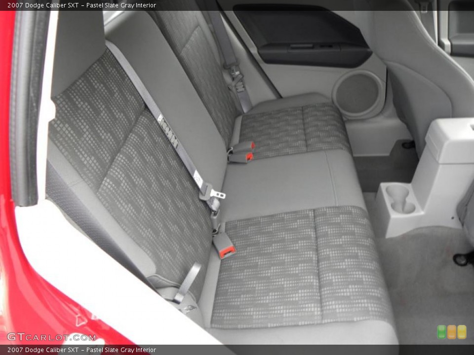 Pastel Slate Gray Interior Photo for the 2007 Dodge Caliber SXT #38775619