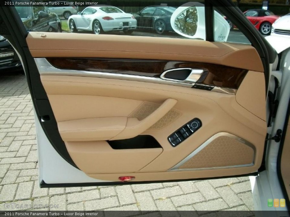 Luxor Beige Interior Door Panel for the 2011 Porsche Panamera Turbo #38778776