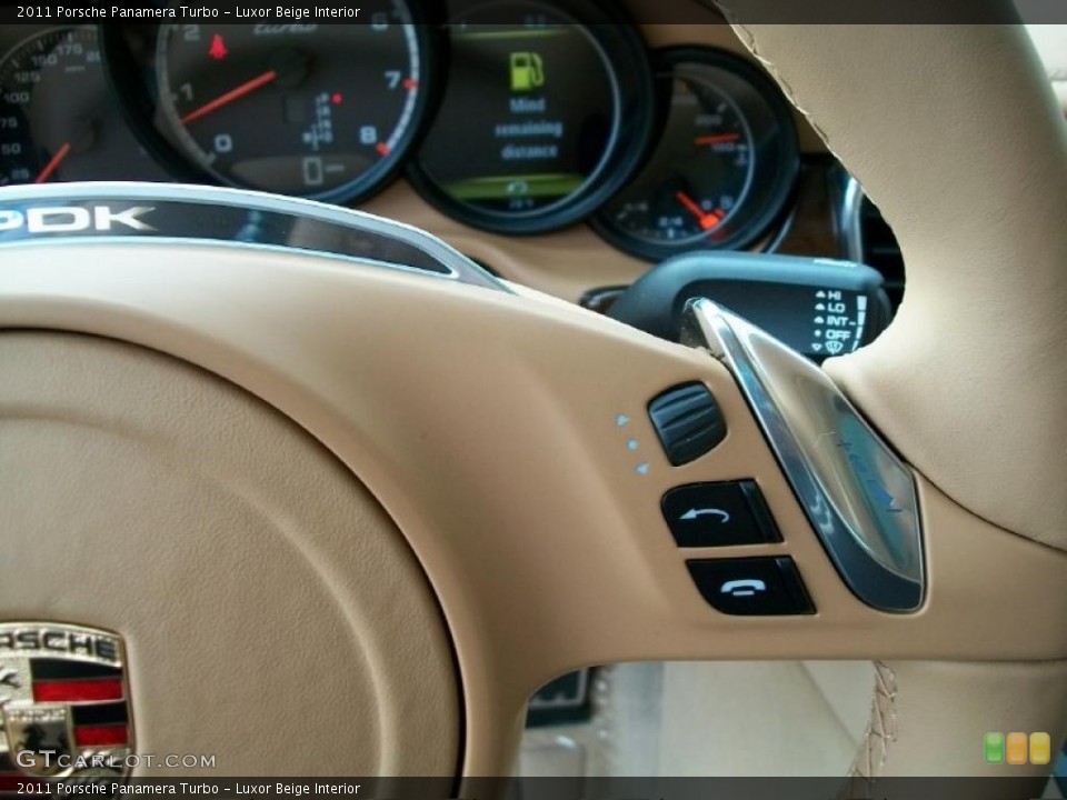 Luxor Beige Interior Controls for the 2011 Porsche Panamera Turbo #38778872