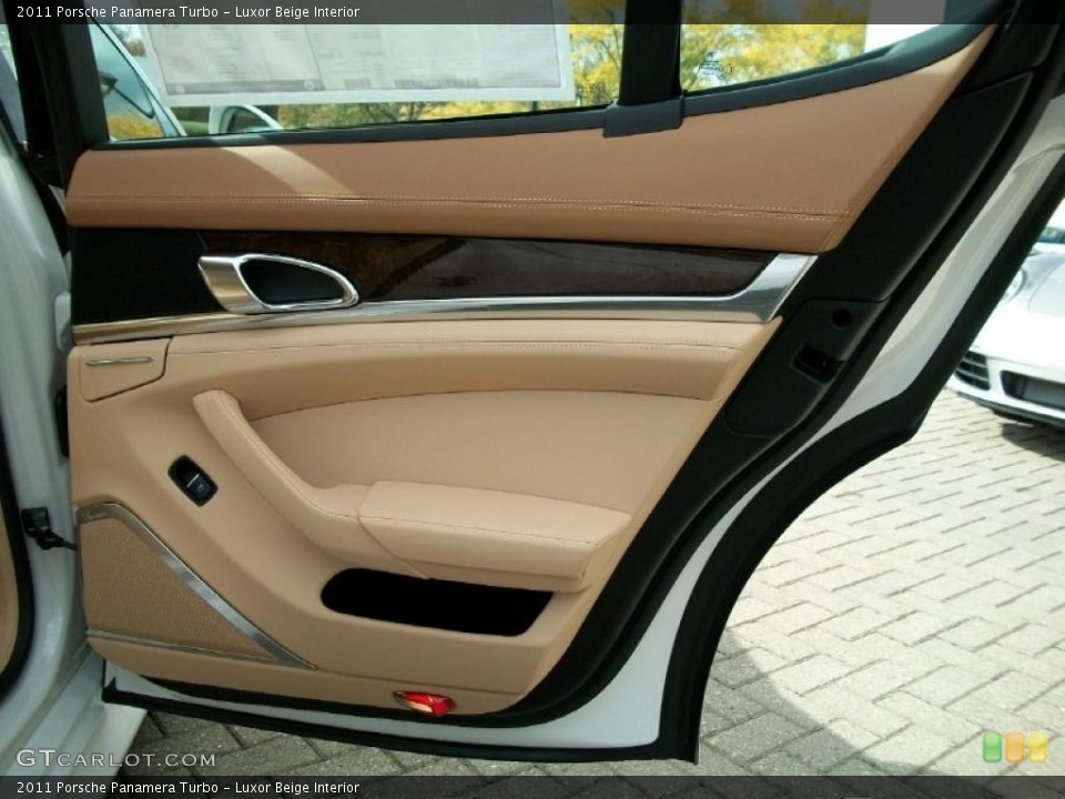Luxor Beige Interior Door Panel for the 2011 Porsche Panamera Turbo #38778964