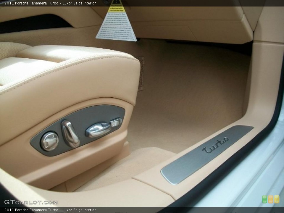 Luxor Beige Interior Photo for the 2011 Porsche Panamera Turbo #38778992