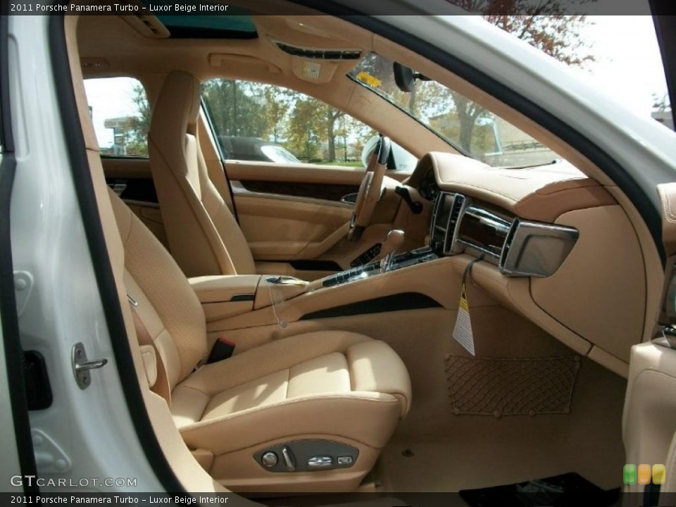 Luxor Beige Interior Photo for the 2011 Porsche Panamera Turbo #38779000