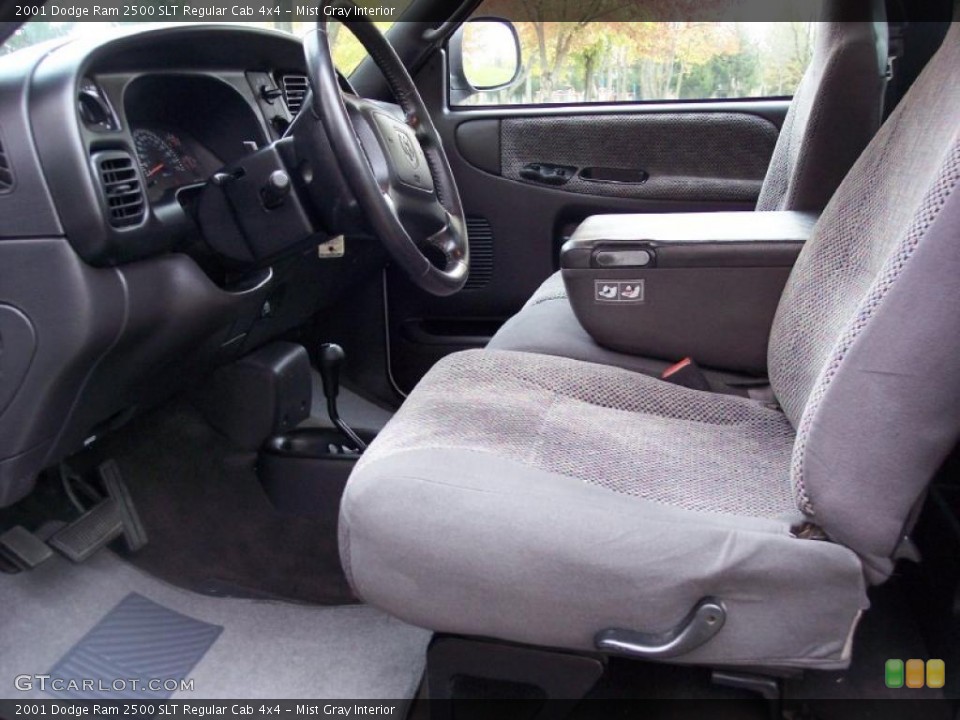 Mist Gray Interior Photo for the 2001 Dodge Ram 2500 SLT Regular Cab 4x4 #38779180