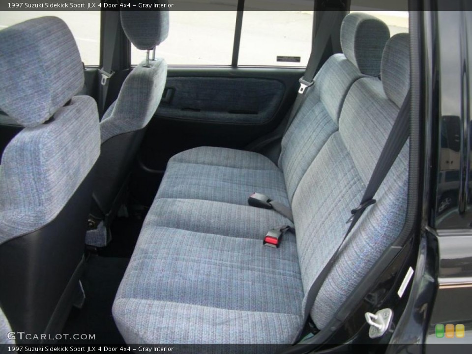Gray Interior Photo for the 1997 Suzuki Sidekick Sport JLX 4 Door 4x4 #38779856