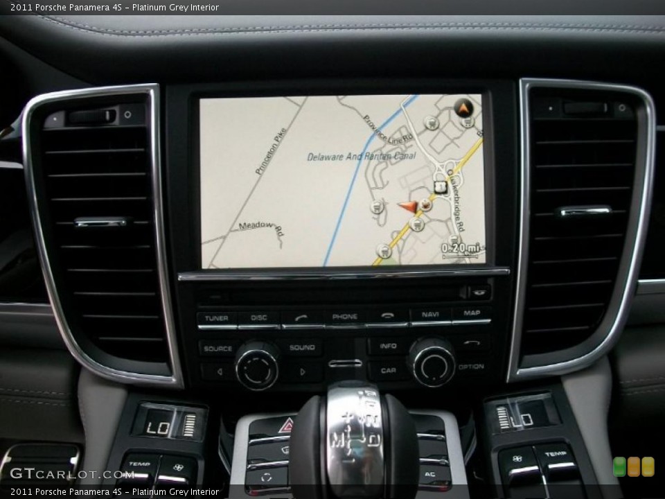 Platinum Grey Interior Controls for the 2011 Porsche Panamera 4S #38780040