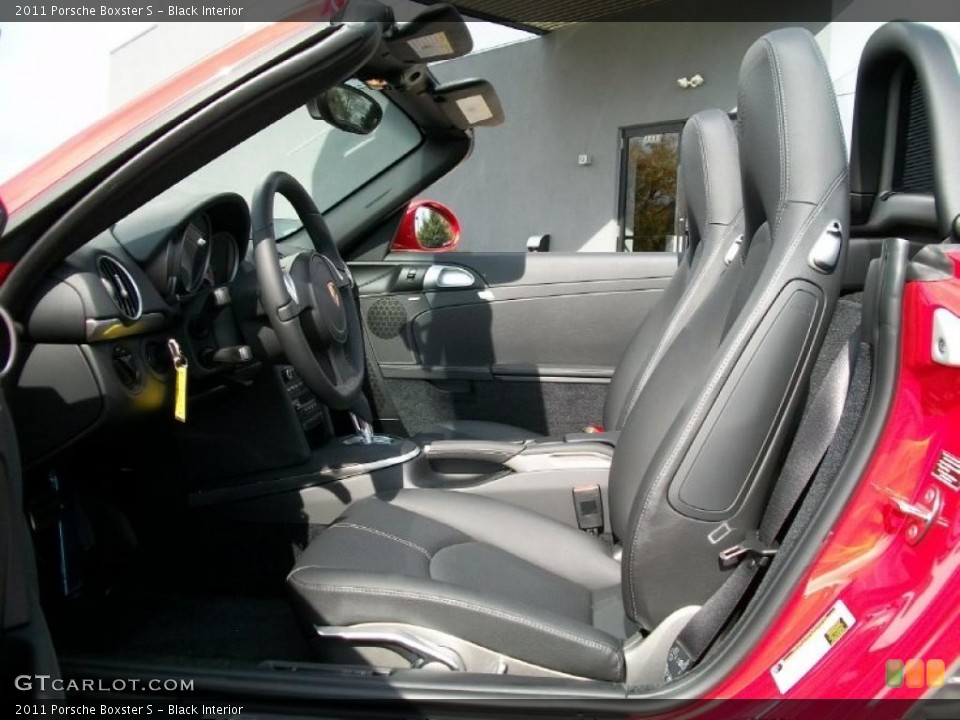 Black Interior Photo for the 2011 Porsche Boxster S #38780956