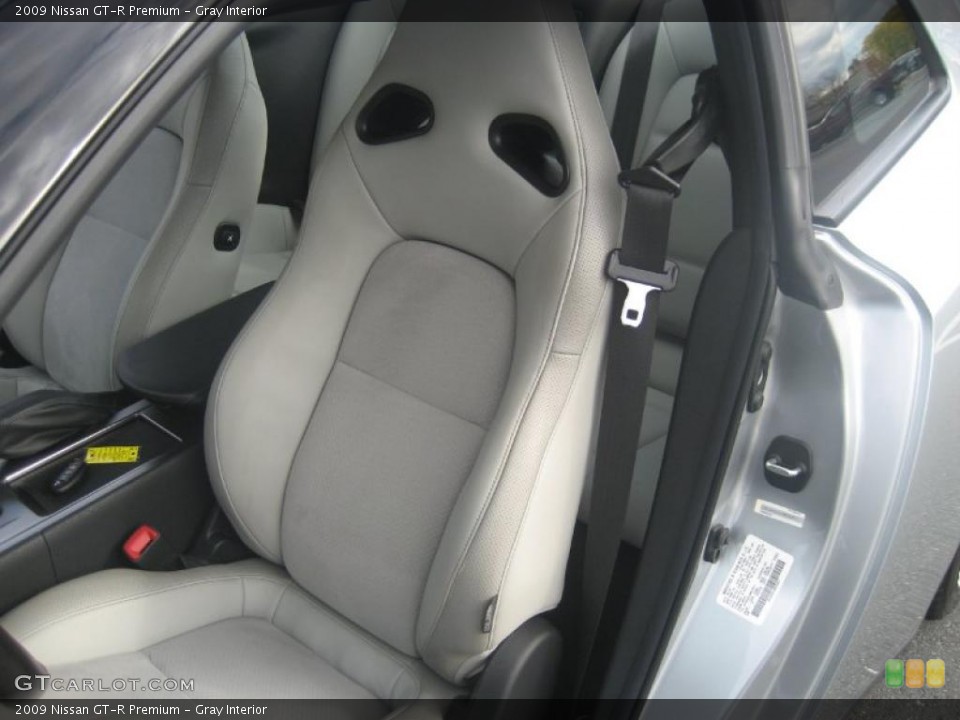Gray Interior Photo for the 2009 Nissan GT-R Premium #38782073