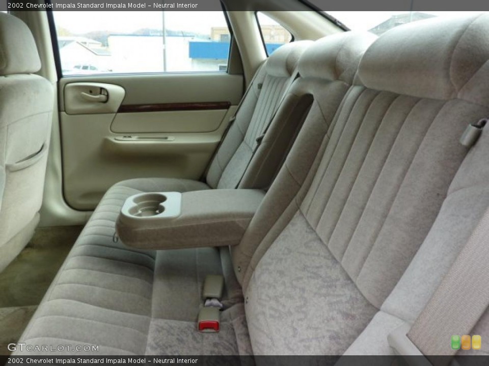 Neutral Interior Photo for the 2002 Chevrolet Impala  #38784481