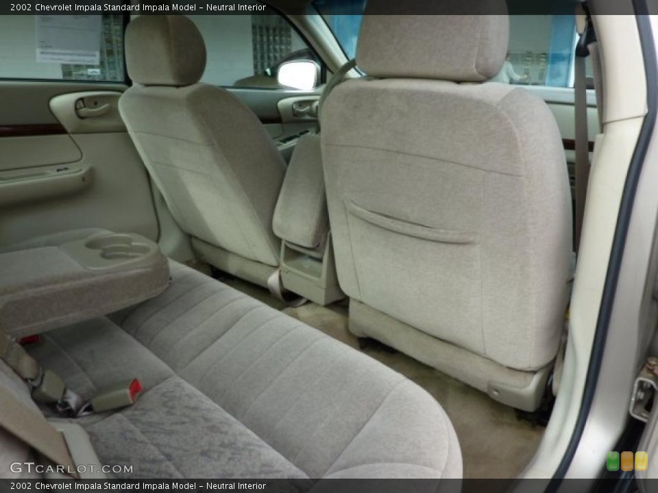 Neutral Interior Photo for the 2002 Chevrolet Impala  #38784517