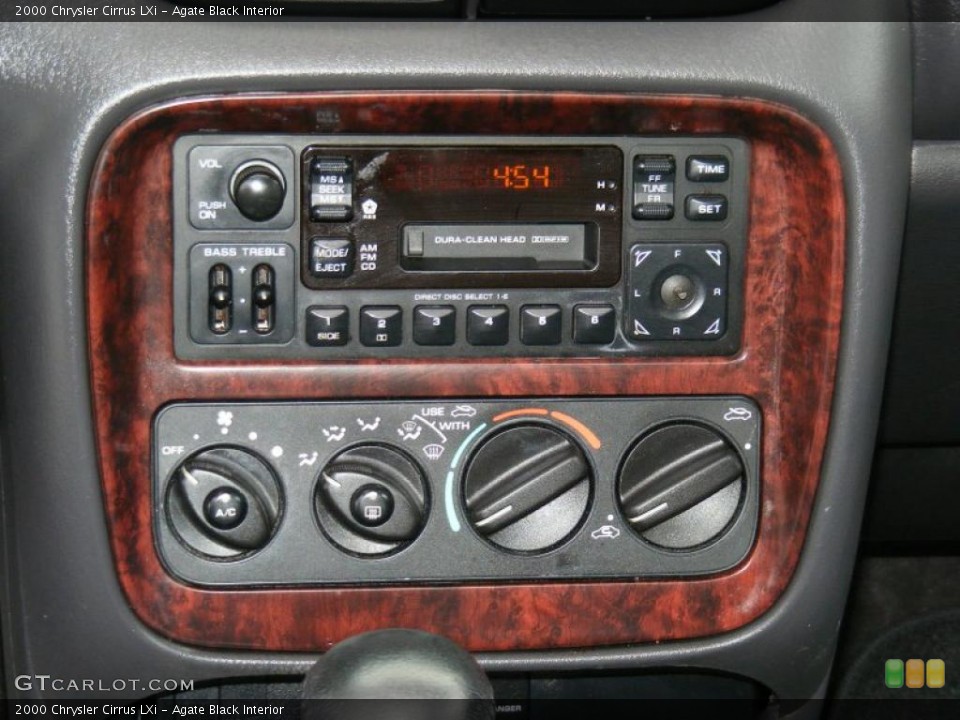 Agate Black Interior Controls for the 2000 Chrysler Cirrus LXi #38784941