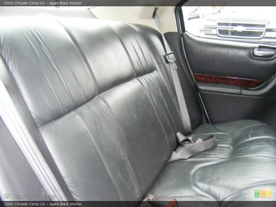 Agate Black Interior Photo for the 2000 Chrysler Cirrus LXi #38785117