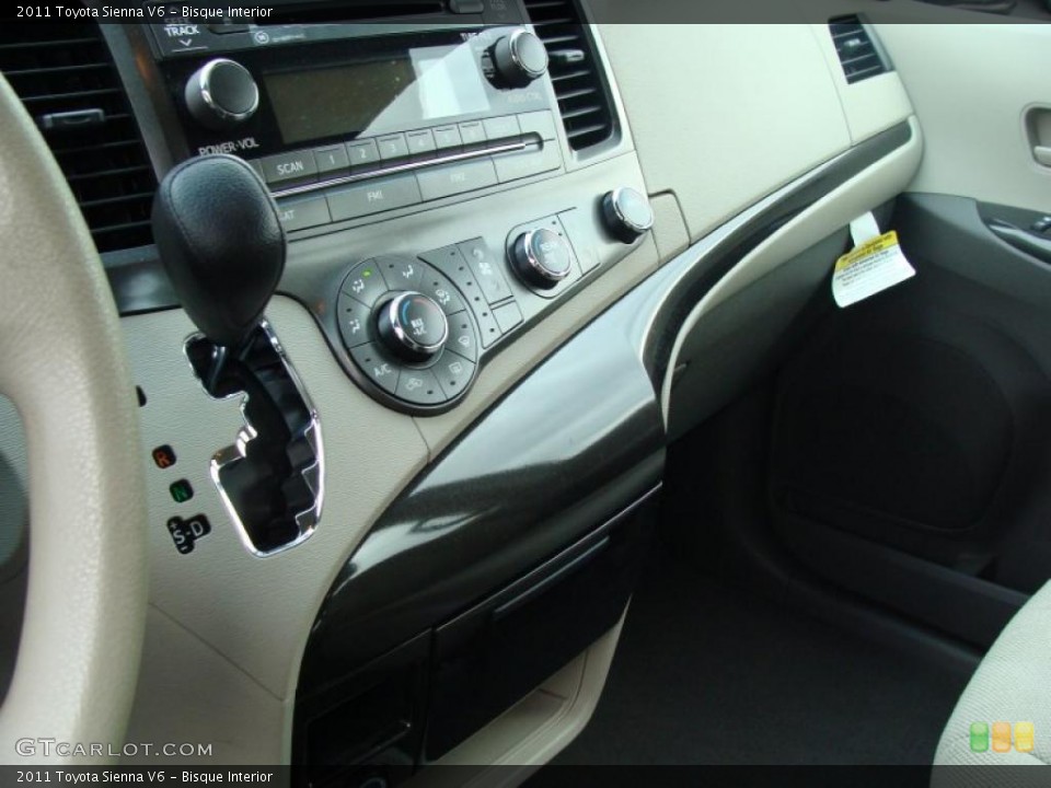 Bisque Interior Photo for the 2011 Toyota Sienna V6 #38789602