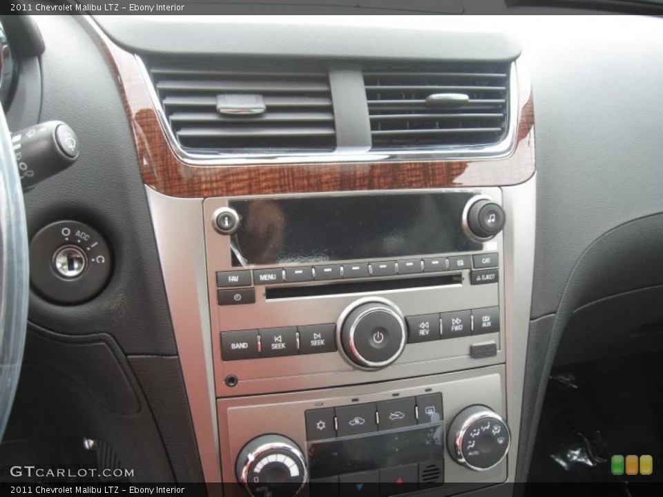 Ebony Interior Controls for the 2011 Chevrolet Malibu LTZ #38789946
