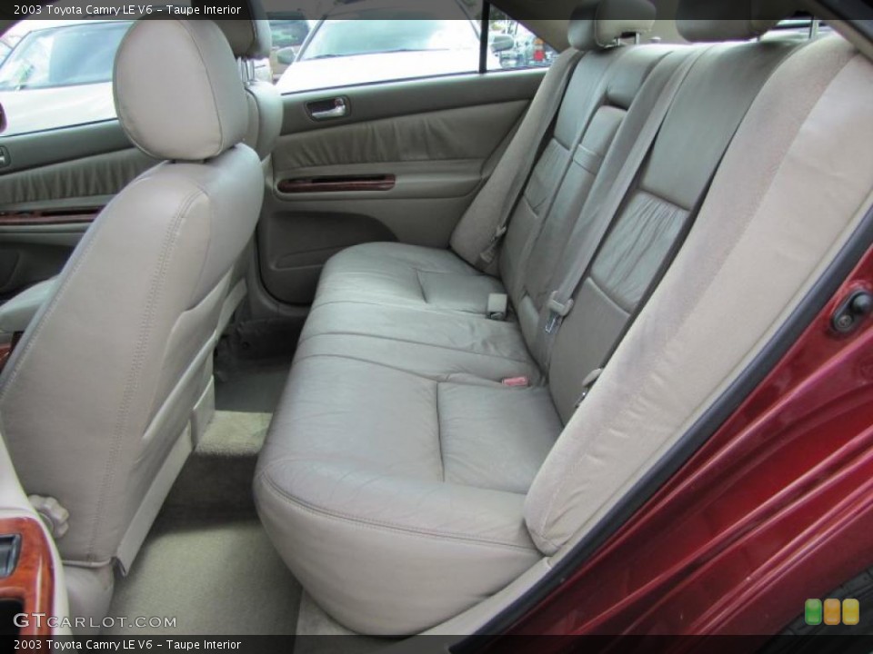 Taupe Interior Photo for the 2003 Toyota Camry LE V6 #38792018