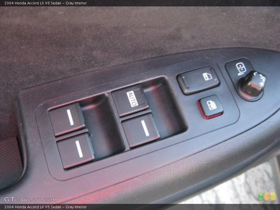 Gray Interior Controls for the 2004 Honda Accord LX V6 Sedan #38796078