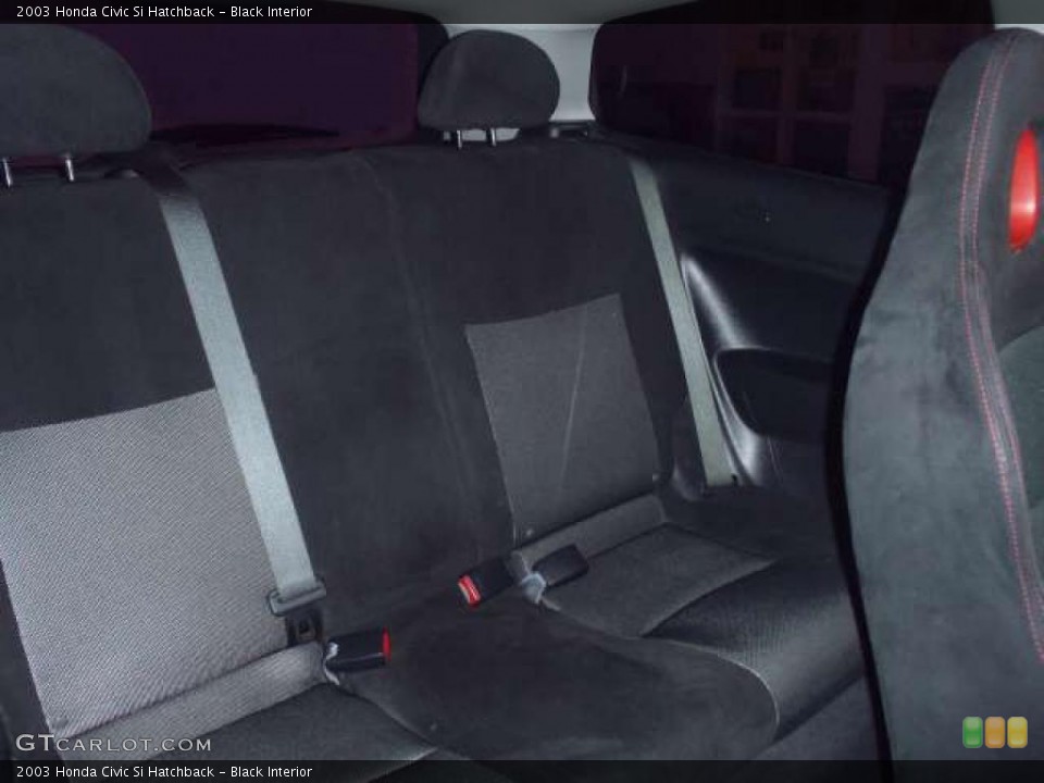Black Interior Photo for the 2003 Honda Civic Si Hatchback #38797927