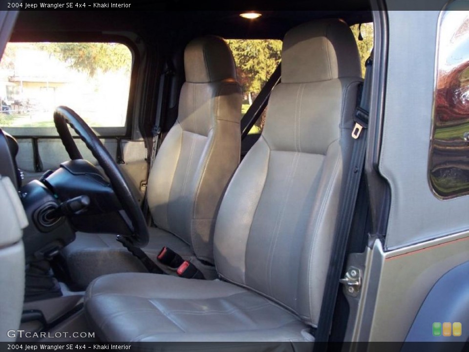 Khaki Interior Photo for the 2004 Jeep Wrangler SE 4x4 #38799211