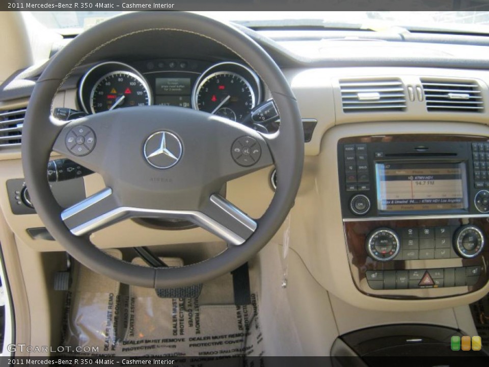 Cashmere Interior Photo for the 2011 Mercedes-Benz R 350 4Matic #38804988