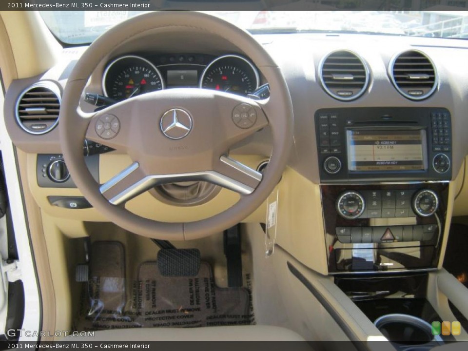 Cashmere Interior Photo for the 2011 Mercedes-Benz ML 350 #38807804