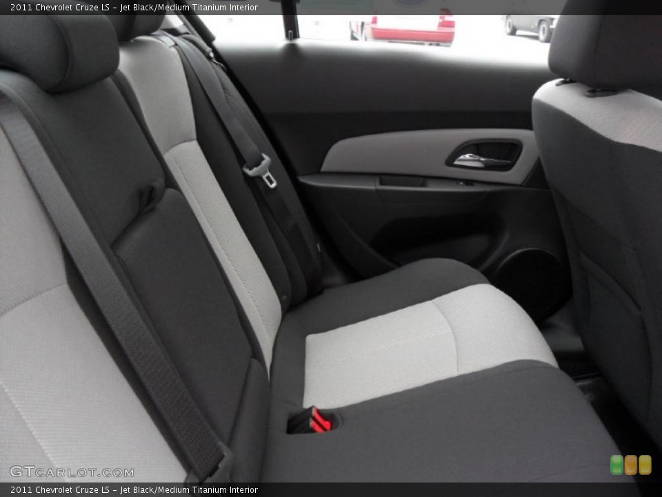 Jet Black/Medium Titanium Interior Photo for the 2011 Chevrolet Cruze LS #38809548