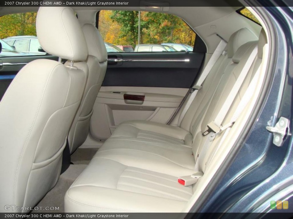 Dark Khaki/Light Graystone Interior Photo for the 2007 Chrysler 300 C HEMI AWD #38811680