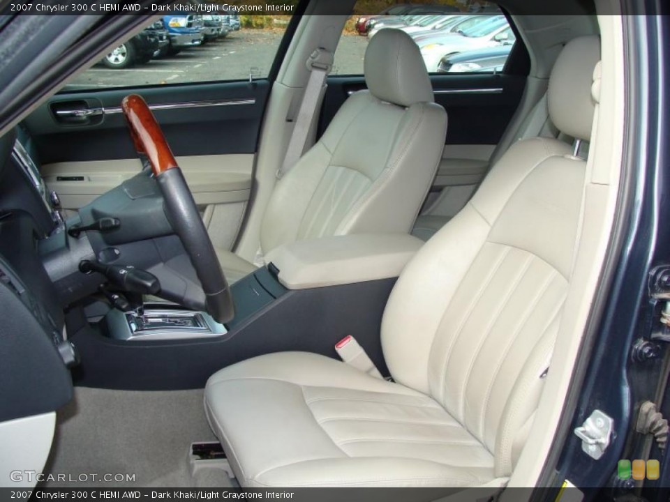 Dark Khaki/Light Graystone Interior Photo for the 2007 Chrysler 300 C HEMI AWD #38811724