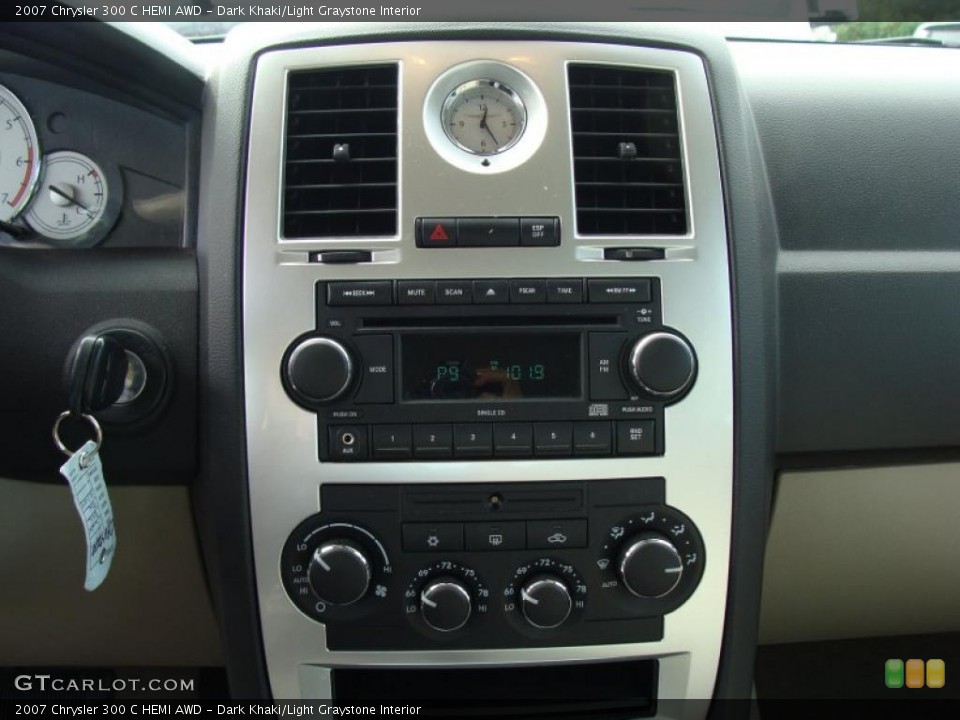 Dark Khaki/Light Graystone Interior Controls for the 2007 Chrysler 300 C HEMI AWD #38811760