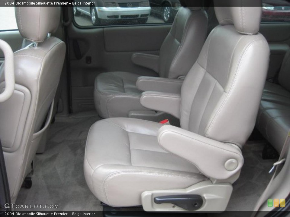 Beige Interior Photo for the 2004 Oldsmobile Silhouette Premier #38815244