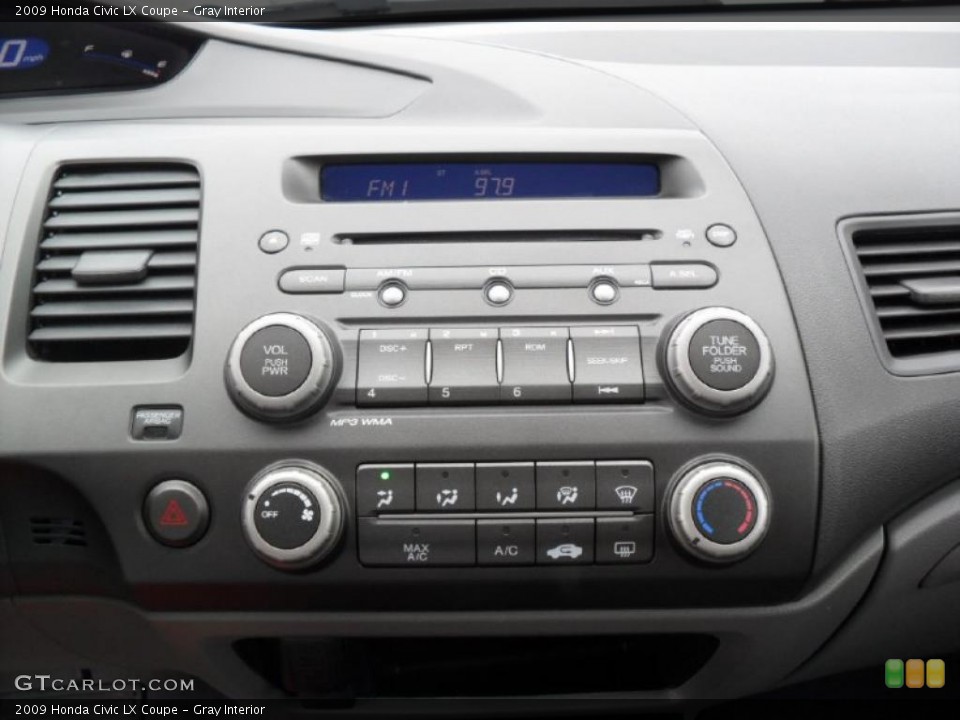 Gray Interior Controls for the 2009 Honda Civic LX Coupe #38815920