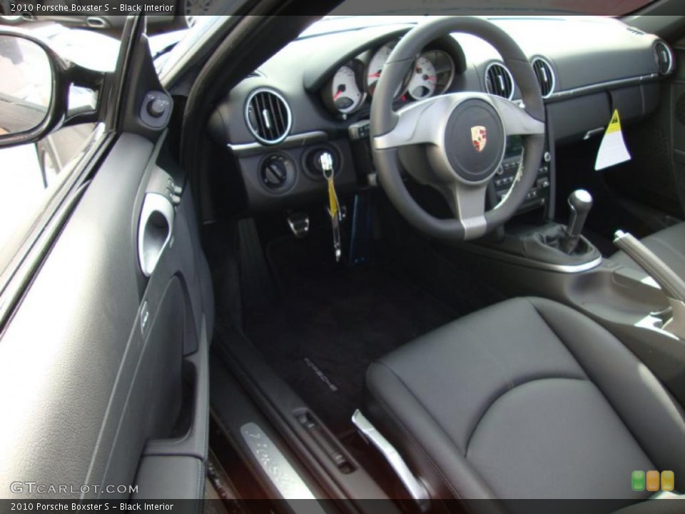 Black Interior Photo for the 2010 Porsche Boxster S #38823200