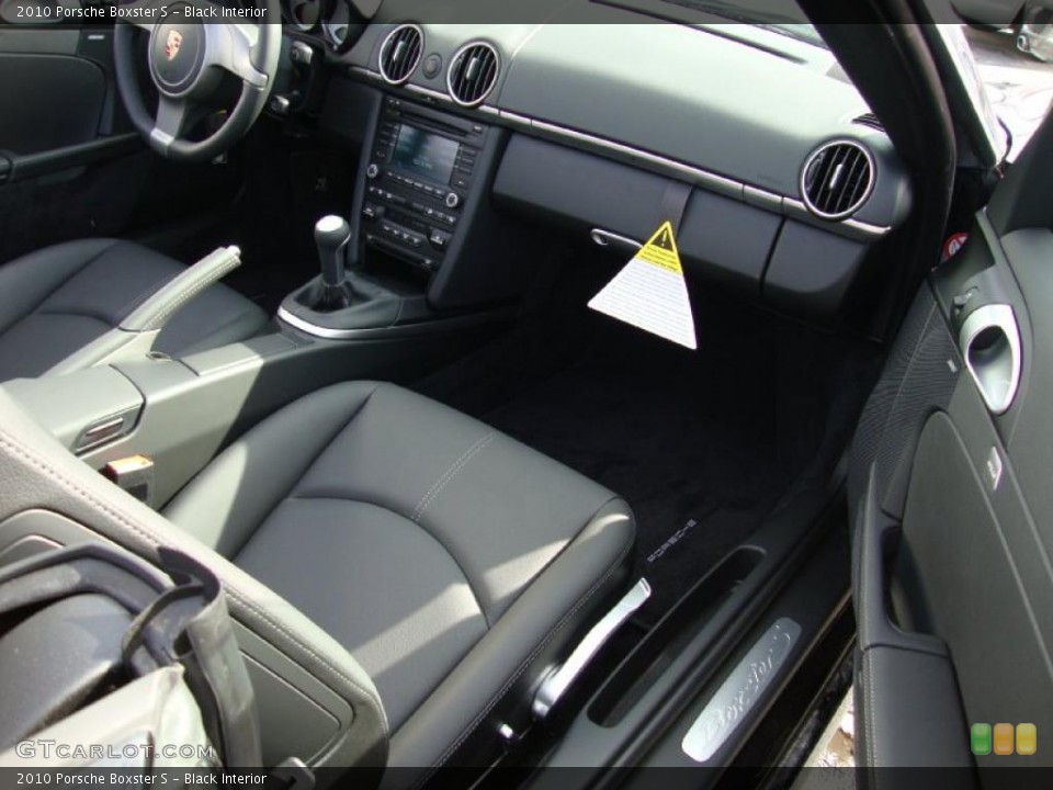Black Interior Photo for the 2010 Porsche Boxster S #38823272