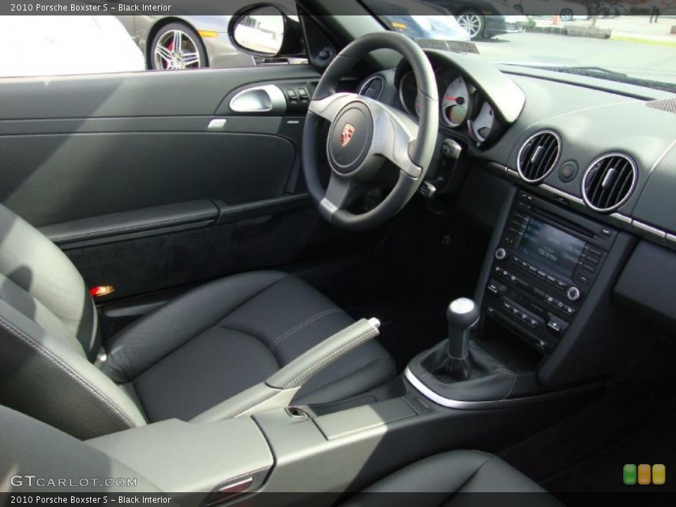 Black Interior Photo for the 2010 Porsche Boxster S #38823288