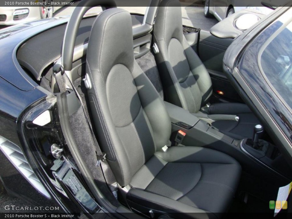 Black Interior Photo for the 2010 Porsche Boxster S #38823320