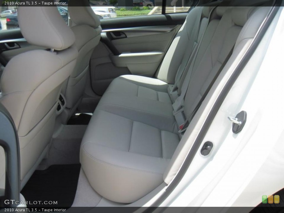 Taupe Interior Photo for the 2010 Acura TL 3.5 #38827756