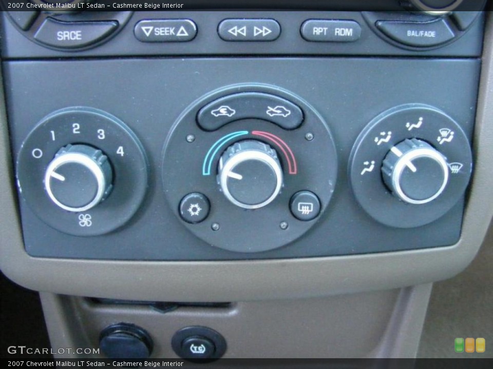 Cashmere Beige Interior Controls for the 2007 Chevrolet Malibu LT Sedan #38829572