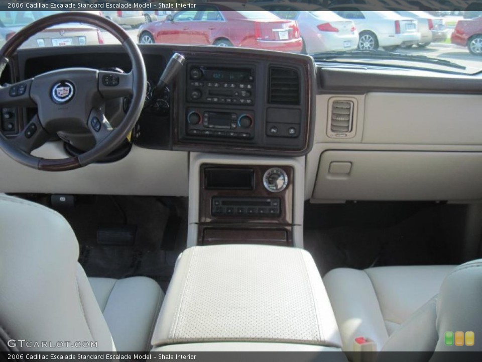 Shale Interior Dashboard for the 2006 Cadillac Escalade  #38830372