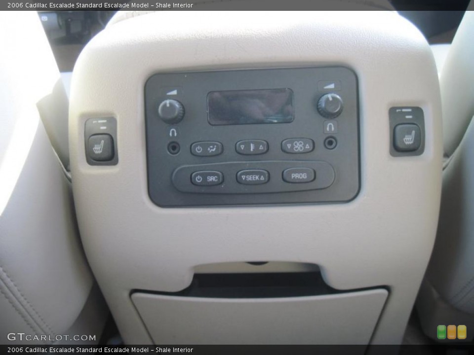 Shale Interior Controls for the 2006 Cadillac Escalade  #38830416