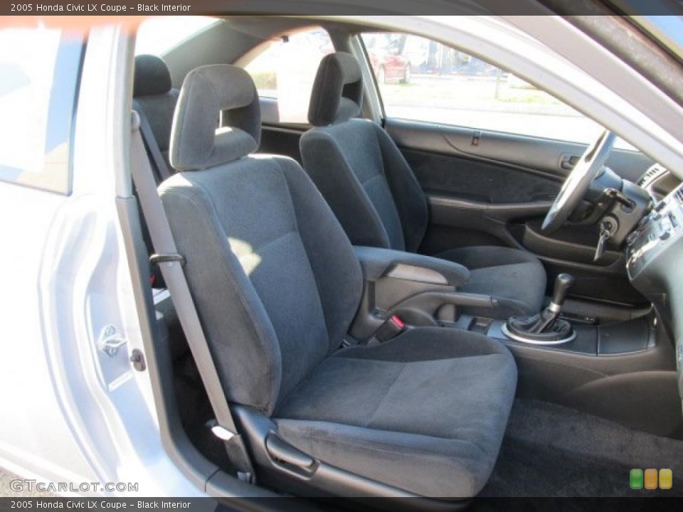 Black Interior Photo for the 2005 Honda Civic LX Coupe #38835956