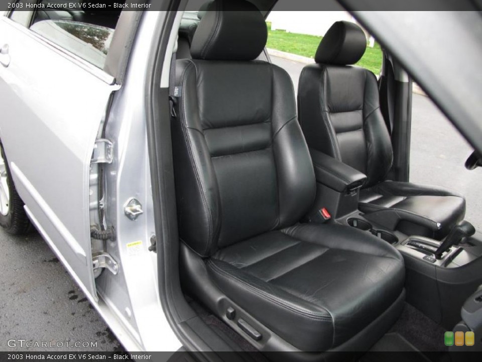 Black Interior Photo for the 2003 Honda Accord EX V6 Sedan #38837342