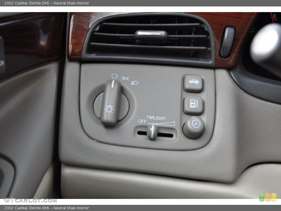 Neutral Shale Interior Controls for the 2002 Cadillac DeVille DHS #38846992