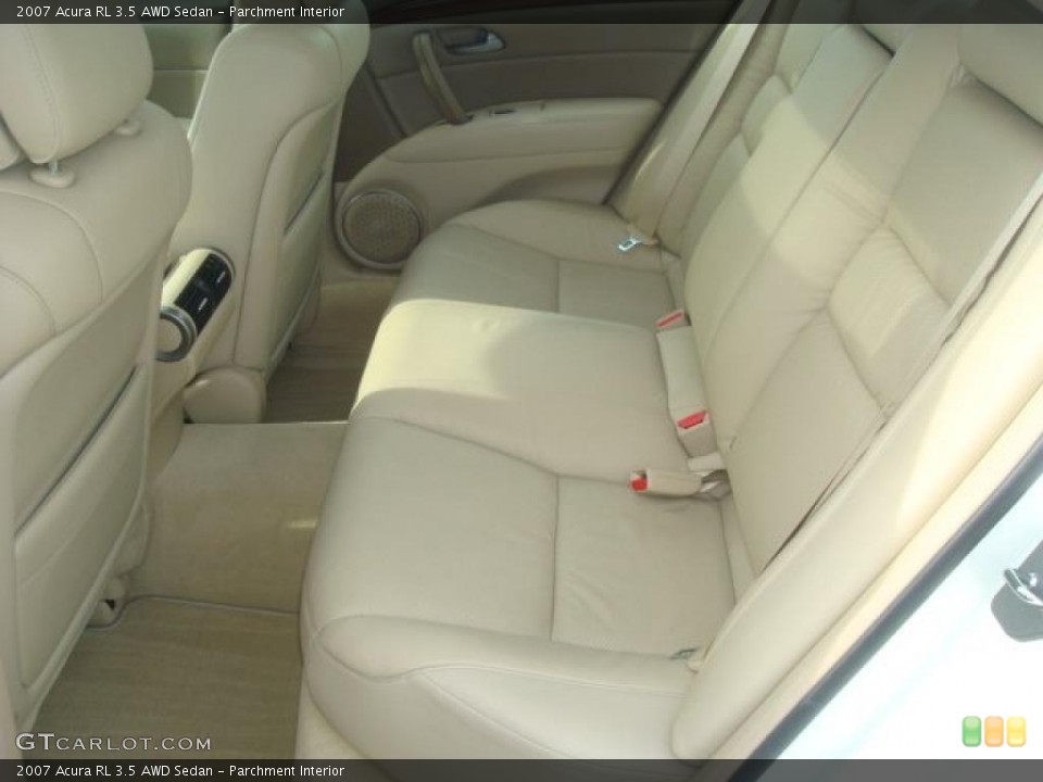 Parchment Interior Photo for the 2007 Acura RL 3.5 AWD Sedan #38848164