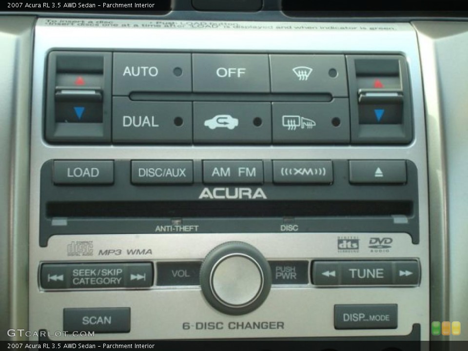 Parchment Interior Controls for the 2007 Acura RL 3.5 AWD Sedan #38848304