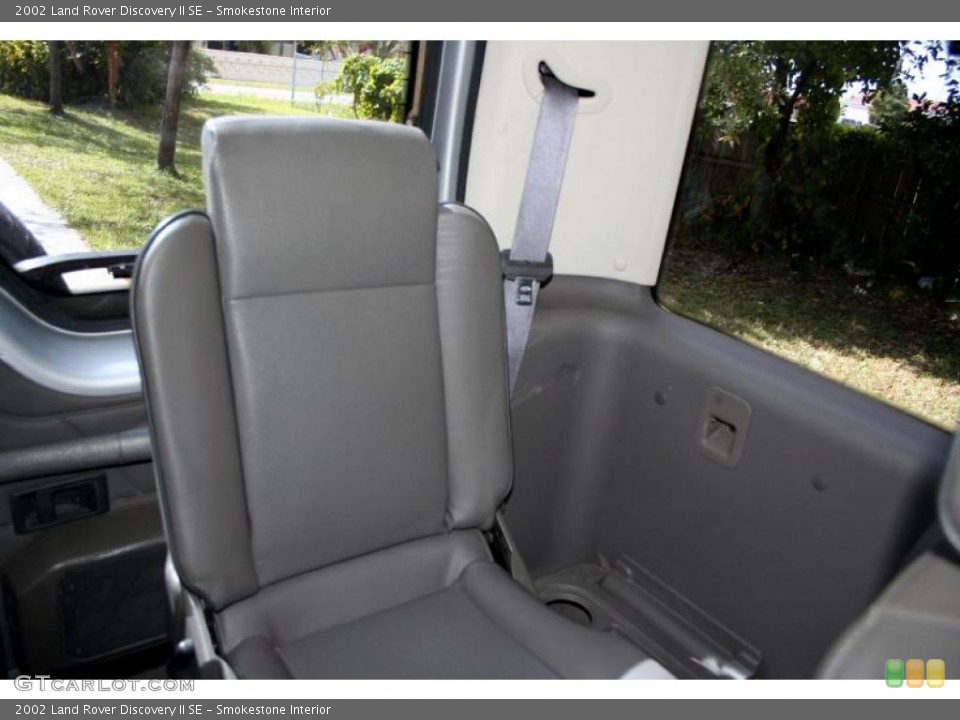 Smokestone Interior Photo for the 2002 Land Rover Discovery II SE #38854200